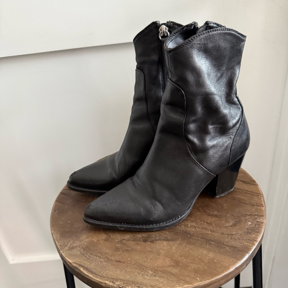 Black Leather western cowboy style heeled Ankle Booties with zipper
